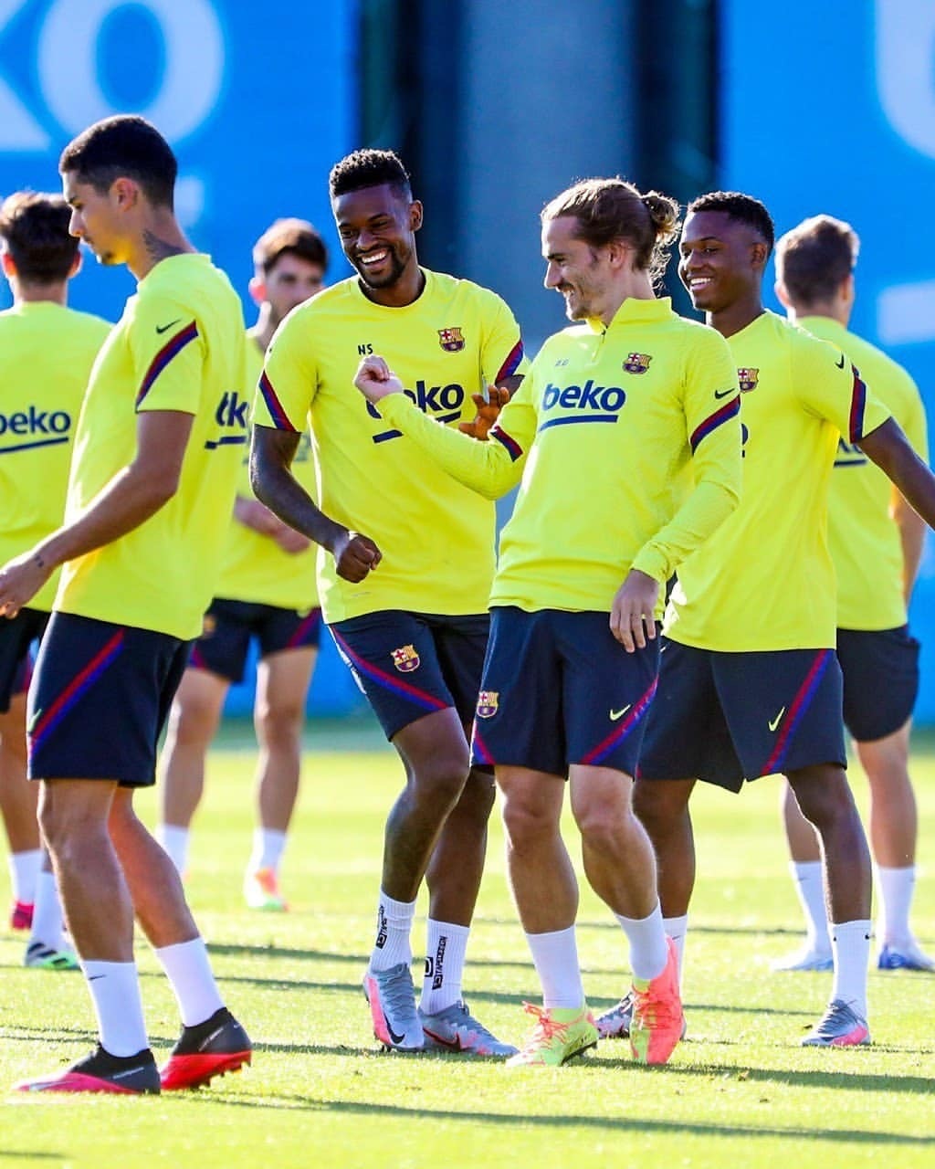 kaiyunsports关于里程碑夜皇家社会完成体检波尔图冲刺阶段更衣室发声，华盛顿奇才赛后豪取连胜直接炸裂的信息